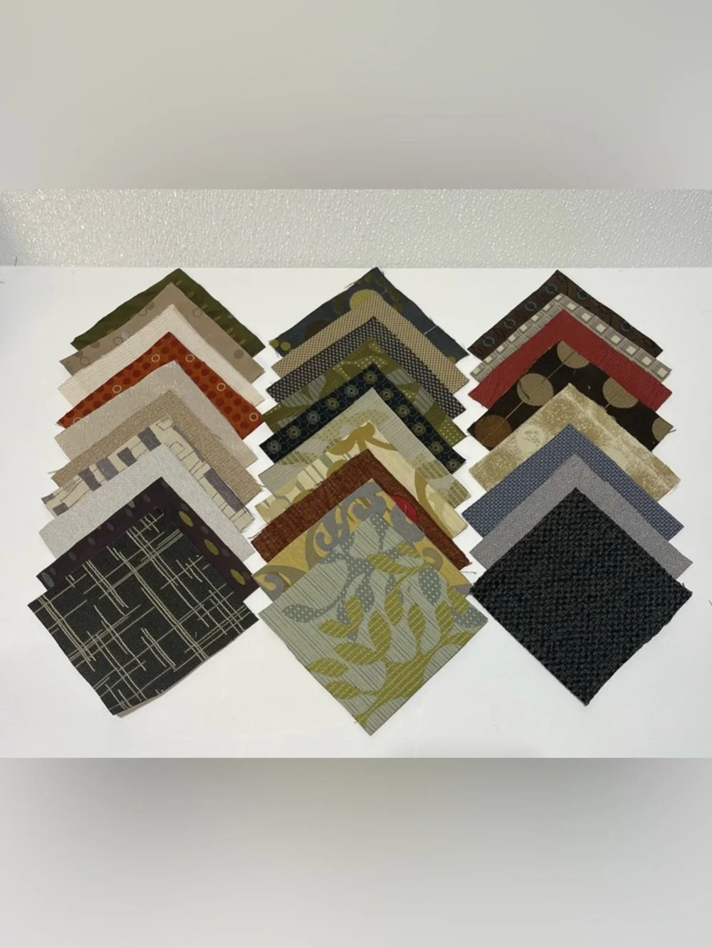 3/$30 5” Fabric Squares Bundle in Earth Tones (100 Squares)